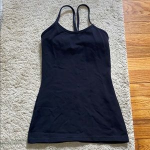 Lululemon black tank size 2